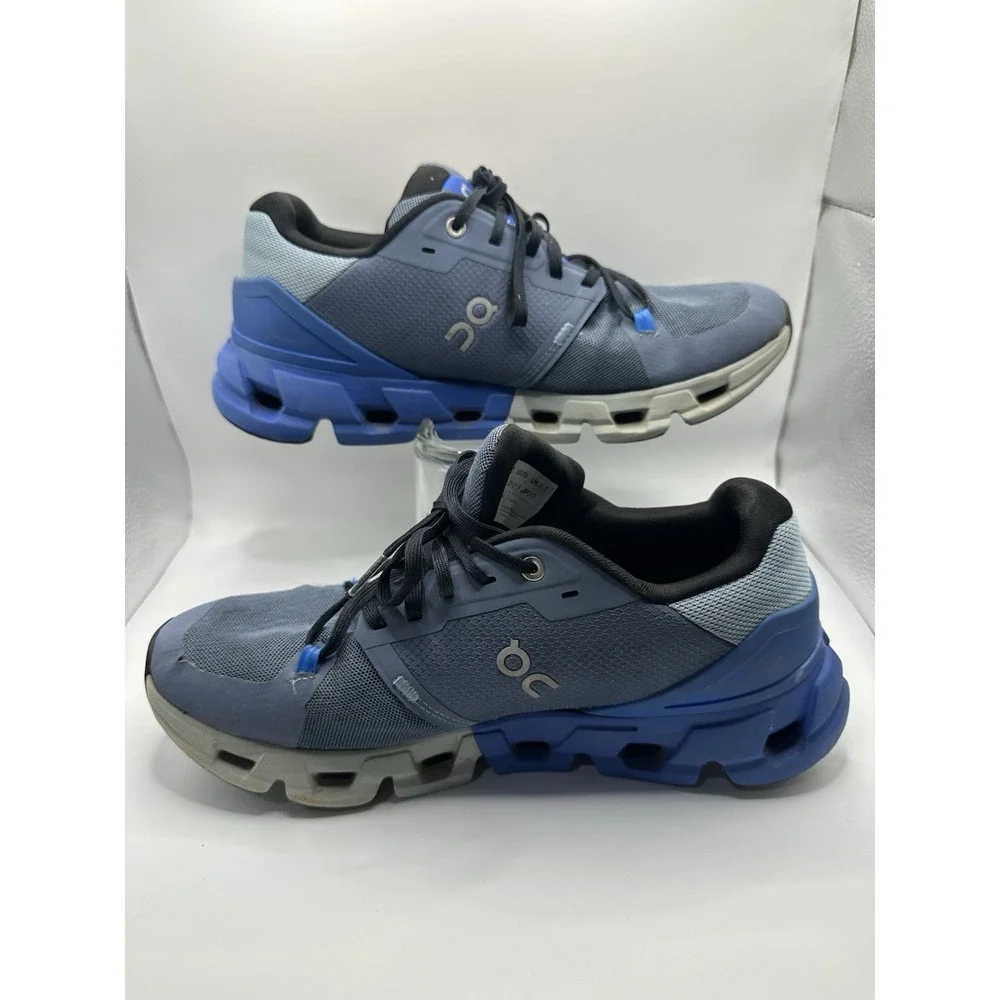 Size 9 - On Cloudflyer‎ 4 Low Blue - Picture 2 of 11